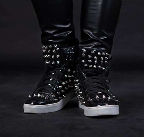 black tennis shoes with rhinestones