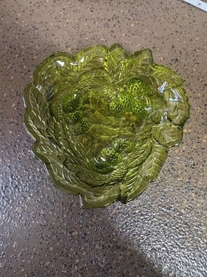 Vintage Black Berry and Leaves Indiana Depression Glass Green Candy Dish Bowl