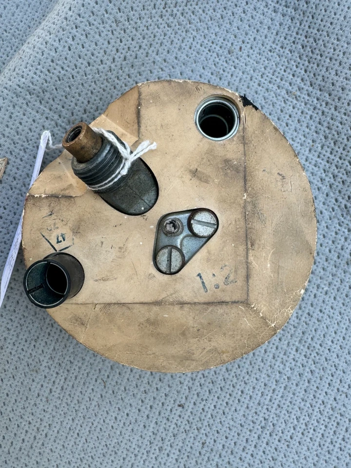 梅赛德斯奔驰二手晚期转速计 250SE 280SE 250SL 280SL 0005423716 — 第 3/4 张图片