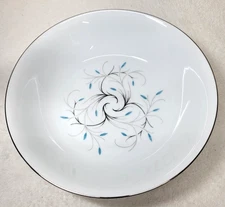 Vintage "Jeannette" Large Serving Bowl 10" 5509 Discontinued Pattern