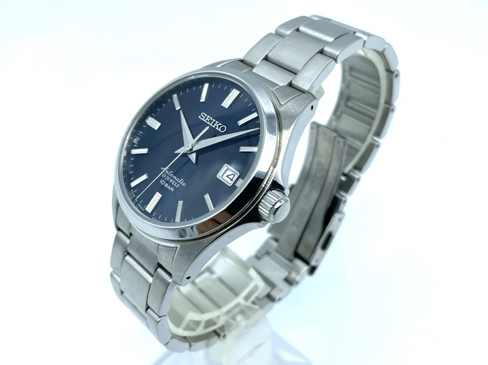 Near MINT SEIKO Automatic Watch SZSB012 Navy blue Dial 40mm Day 4R35-03X0 Boxed - image 2 of 4