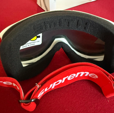 Rare Supreme x Smith FW15 White Ski Snowboard Goggles Logo New