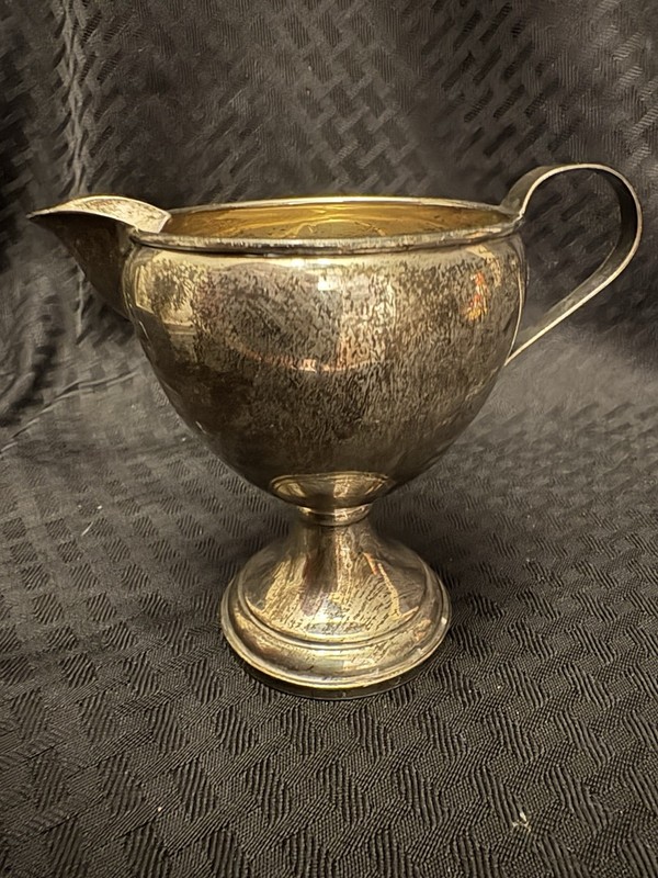 Art Deco  Vintage Weighted Creamer Sterling Silver 132g Scrap Or Collect