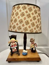 VINTAGE 1978 WORKING CHILDS NURSERY LAMP ORIG SHADE PLAYS MUSIC MISSING 1 SCREW