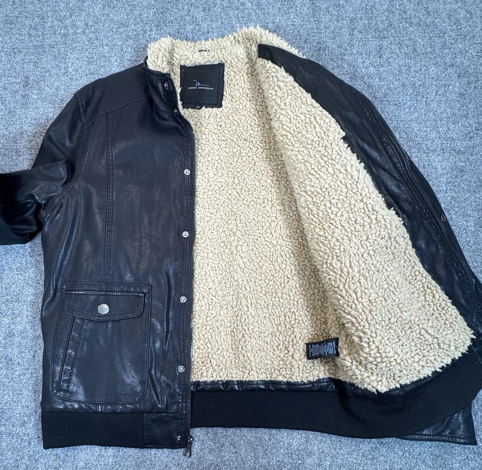 Chaqueta Bomber Marc Anthony Para Hombre Imitación Cuero Forrada Sherpa Talla Grande Foto 2 de 4