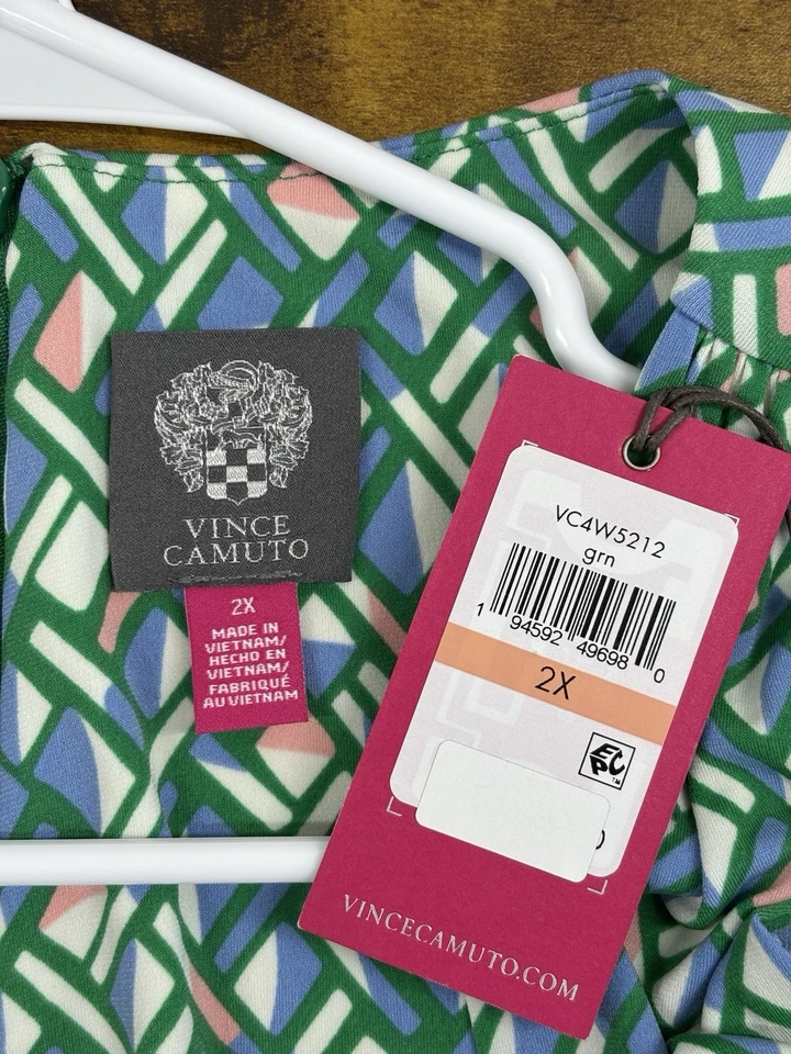 Nuevo con etiquetas Mono Vince Camuto Para Mujer 2X Estampado Geométrico Verde y Azul Manga Corta Foto 4 de 4