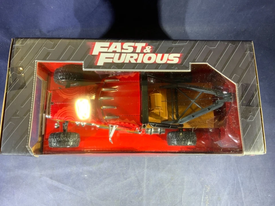 E7-77 FAST & FURIOUS - CUSTOM PETERBUILT TOW TRUCK - NIB  - Image 3 of 4