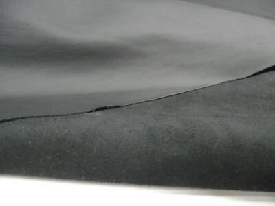 LEDER-STOFFE-ONLINE Autoleder AUDI Nappa schwarz 1 halbe Haut cirka 2,50 qm