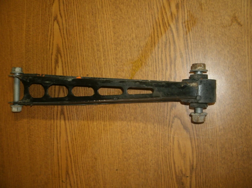 2014-2019 Cadillac CTS Rear Right Suspension Lower Trailing Link Control Arm OEM - Image 2 of 2