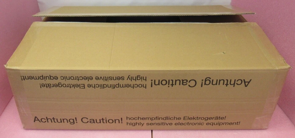 Fujitsu Primergy TX2550 M4 12 x LFF 4110 2.10GHz 196GB 4x 2TB 1x 240GB 4U Server - Image 2 of 4