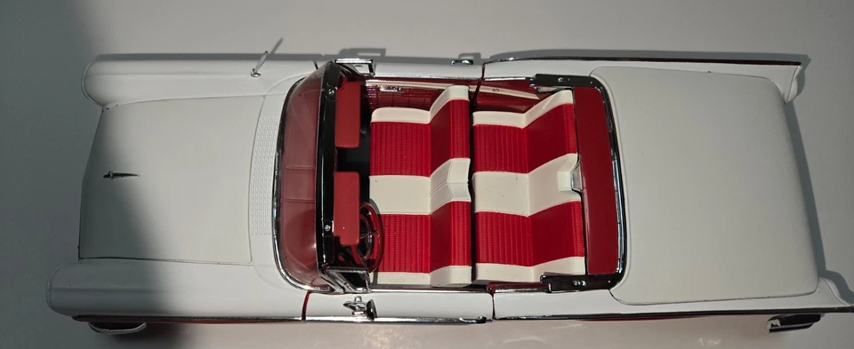 SIN CAJA (FIJADOR SUPERIOR) Sun Star Ford Fairlene Skyliner Foto 2 de 4