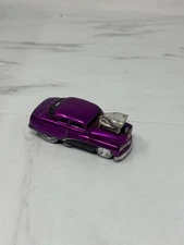 Maisto The Original Muscle Machines Purple 1949 Mercury 1:64 - 49 MERC