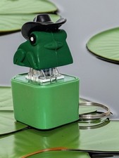 Frog Croaking Fidget Toy with Black Cowboy Hat Keychain - Rechargeable