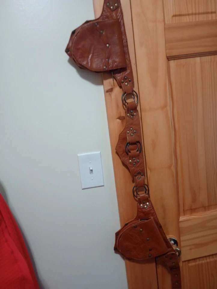 Cinturón utilitario vintage de cuero para festival de cadera cuatro bolsillos con cremallera ajustable tostado Foto 3 de 4
