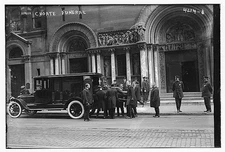 Photo:Choate Funeral,coffin,hearst,people,policemen,Bain News Service