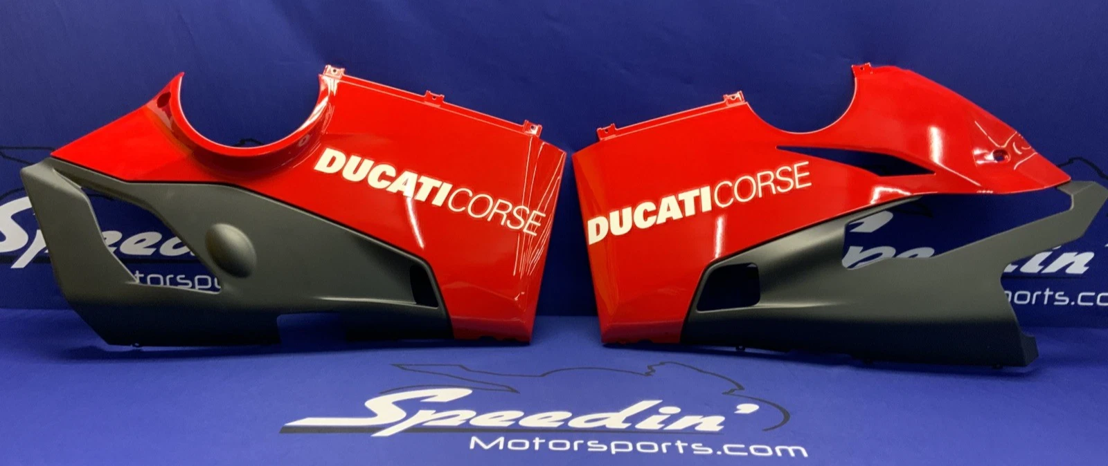 Ducati Lower Fairing Kit (Akrapovic Exhaust) Panigale V4 18-21 OEM 97180653AB-1