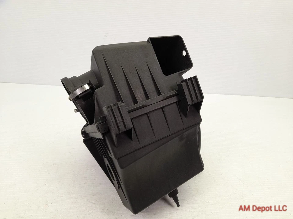 BMW 323i 323xi 328i 2000 2,5 M52 E46 filtro de aire caja silenciador de admisión Foto 4 de 4