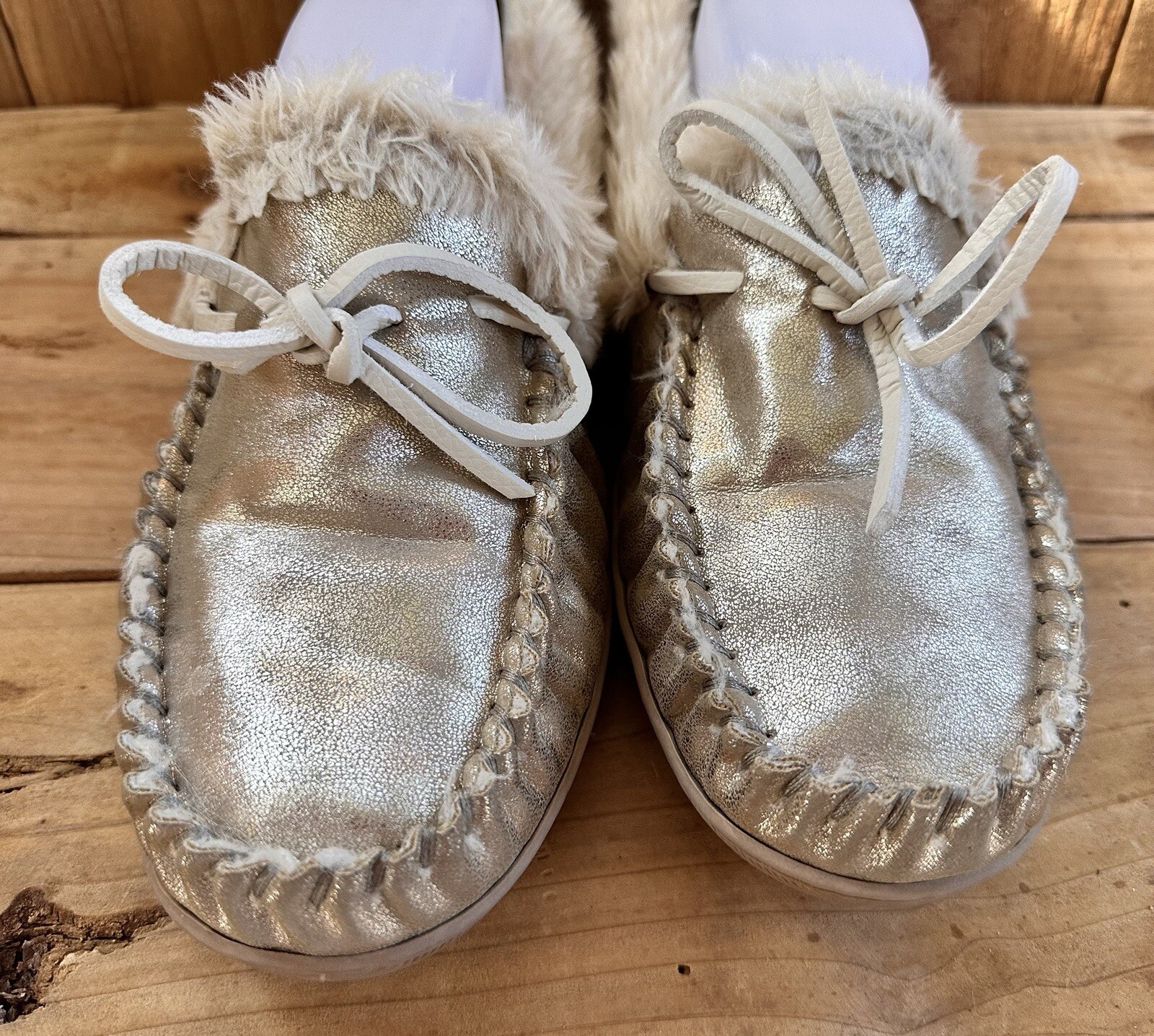 PANTOFOLA D’ORO Pantofole mocassino J Crew oro fodera pelliccia sintetica donna taglia 12 comode tempo libero