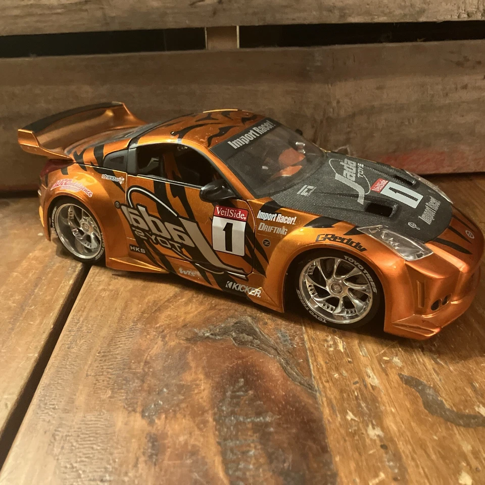 JADA IMPORT RACER NISSAN Z COPPER/ORANGE 1:18  - Image 2 of 4