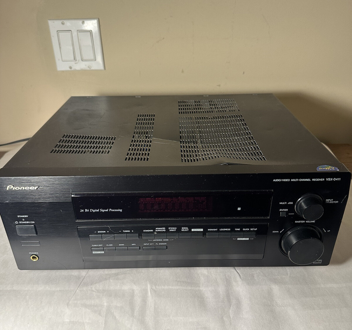 Pioneer Elite VSX D411 5.1 Channel 100 Watt Receiver for sale
