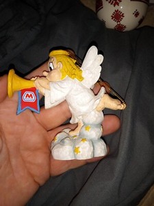 2003 Marathon Gas Station Series 3 - 1 of 6 Angel Ceramic Christmas  Ornament 