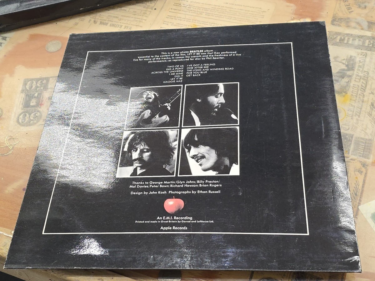 Beatles LET IT BE Vinyl BOX Set 1970 Record & Booklet - RED Apple