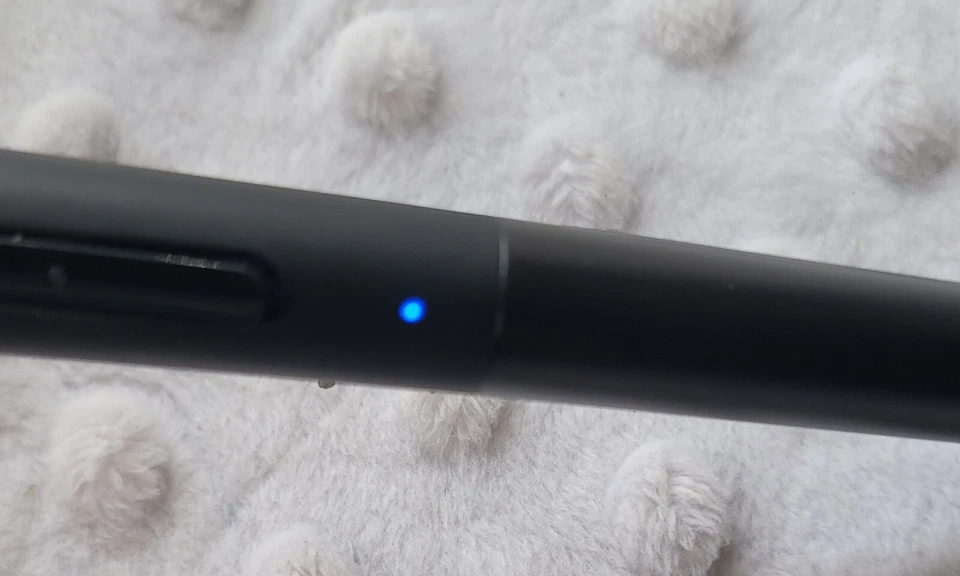 Wacom Intuos Creative Stylus CS500PK0 Black Smart Pen w/ Case - Image 2 of 4