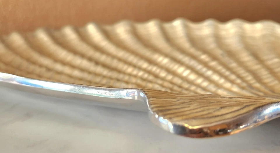 Mariposa Enamel & Aluminum Silver & Cream-Tone Shell Tray LARGE 14 x 13 - Image 4 of 4