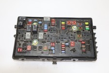 2012-2014 Chevrolet Orlando Engine Fuse Relay Box Junction Block 13222782 Oem 2012-2014 Chevrolet Orlando Engine Fuse Relay Box Junction Block 13222782 Oem