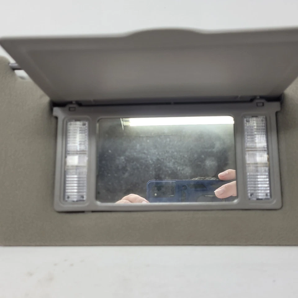 00-05 Parasol derecho derecho lado pasajero Chev Impala gris (pequeña mancha en la parte posterior) Foto 4 de 4