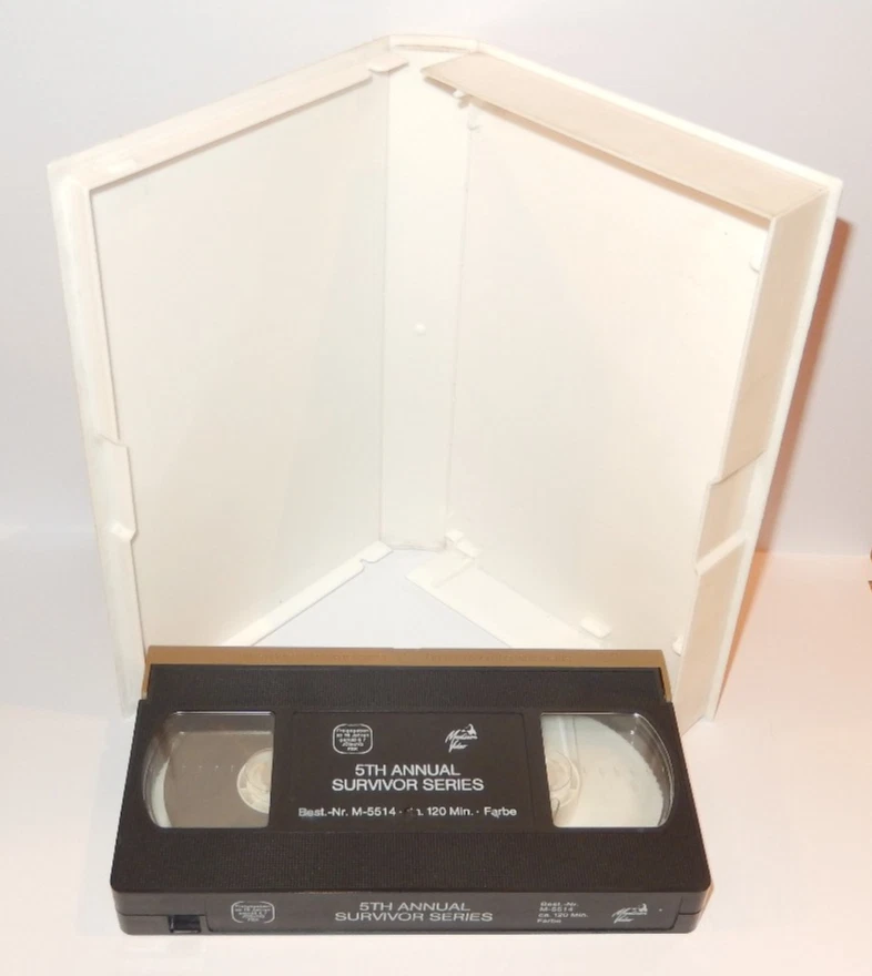 Deutsche Wrestling VHS Kassetten WWF The 5th Anual Survivor Series Großbox - Bild 3 von 3