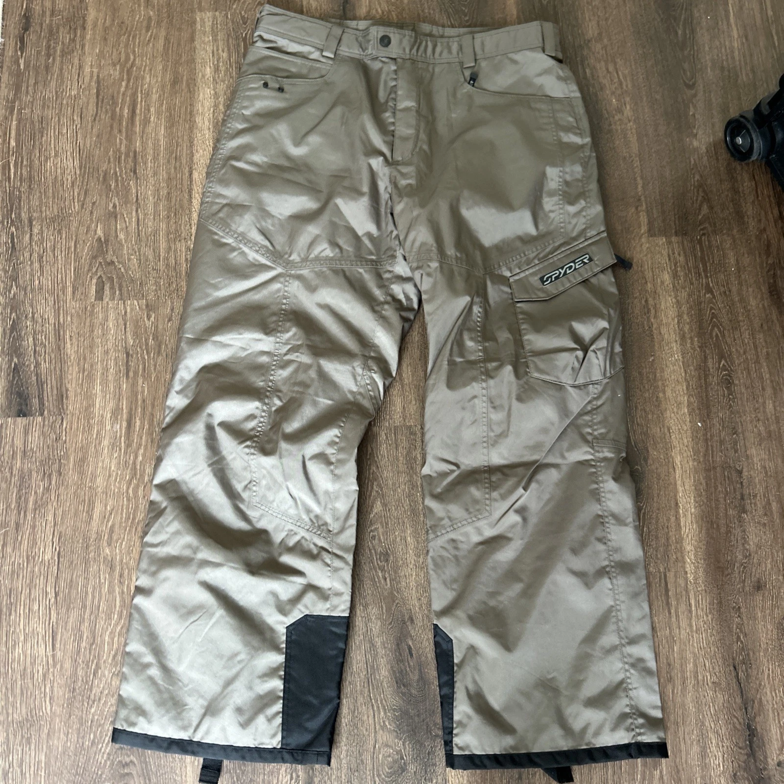 Spyder Insulated Snow/Ski Pants Army Dermizax 20,000mm Mens XL Thinsulate MINT
Opens in a new window
