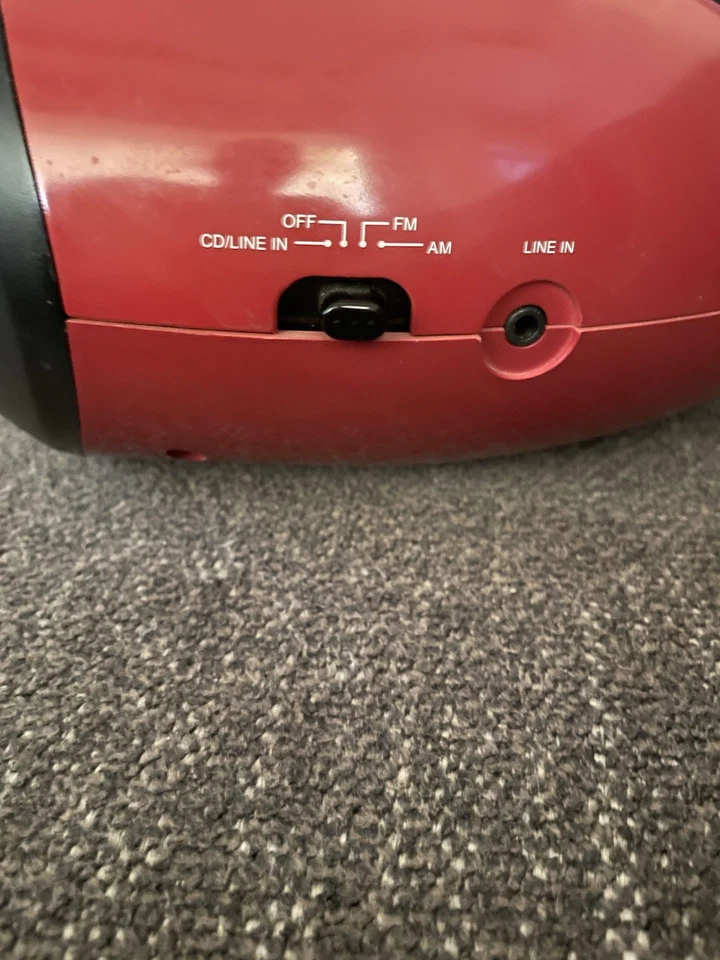 Gpx Bc232R CD/radio Boombox - Image 4 of 4