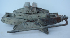 GENUINE VW AUDI Spare Tire Trunk Scissor Scre...