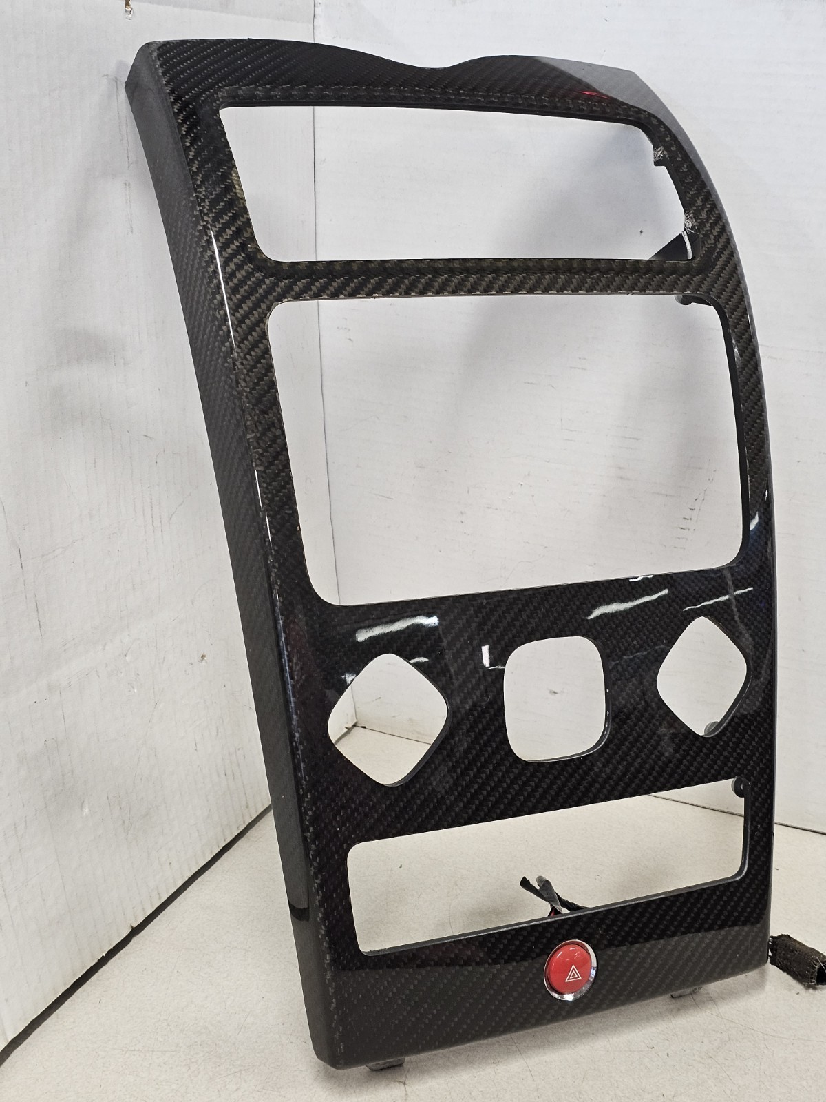 2005-2008 Maserati Quattroporte Sport GT Carbon Fiber Radio Bezel OEM 67305400