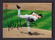 Mike Mussina 1997 Zenith Card #33 Orioles Card Beckett Authentic Autograph