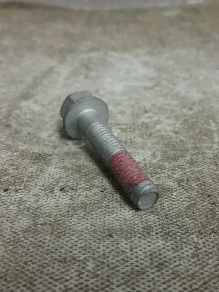 Perno de cabeza moleteada GM/perno de culata de motor pieza # 11519038 Foto 2 de 3