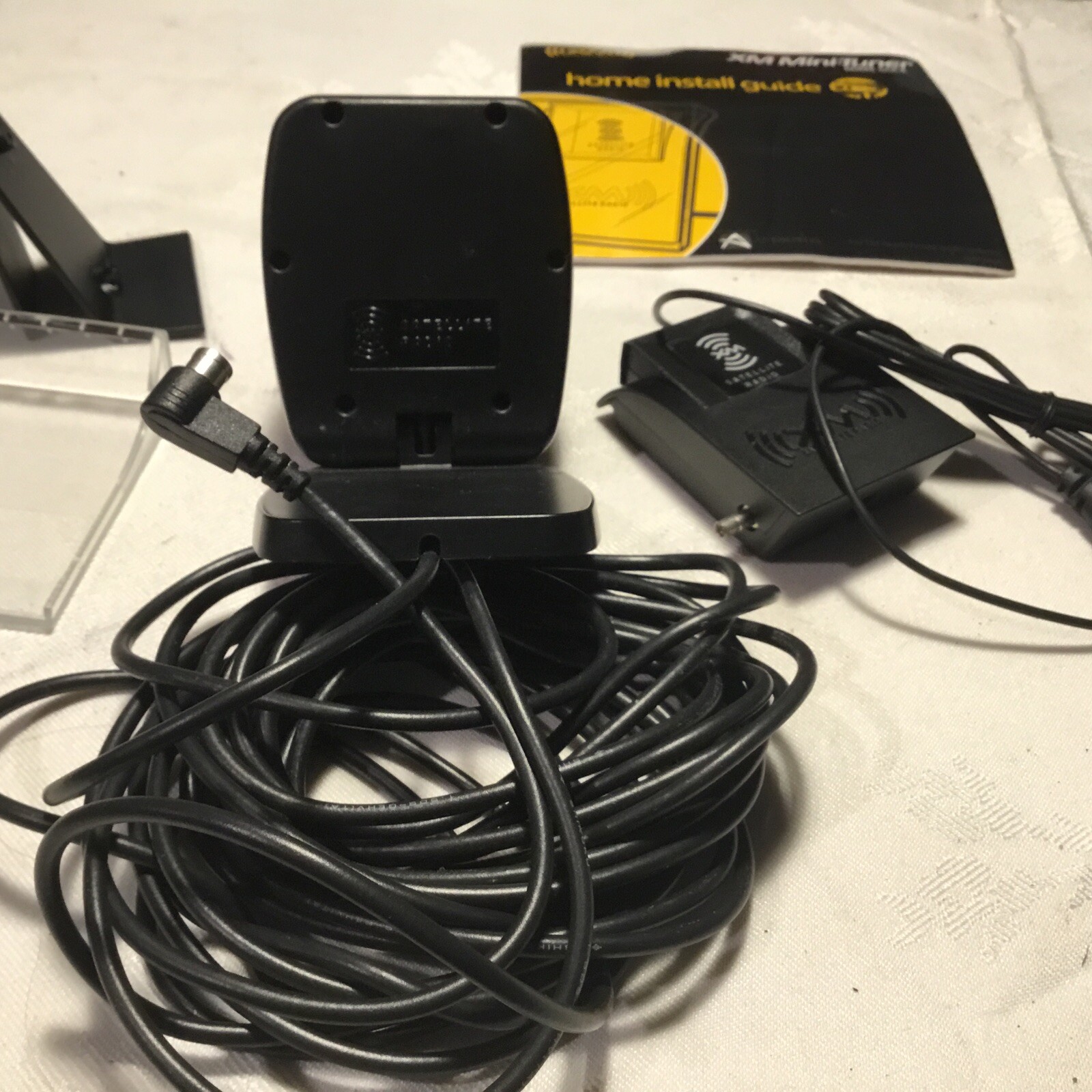 Xm Mini Tuner CNPMD1000 For XM Home Satellite Radio Receiver W/antenna