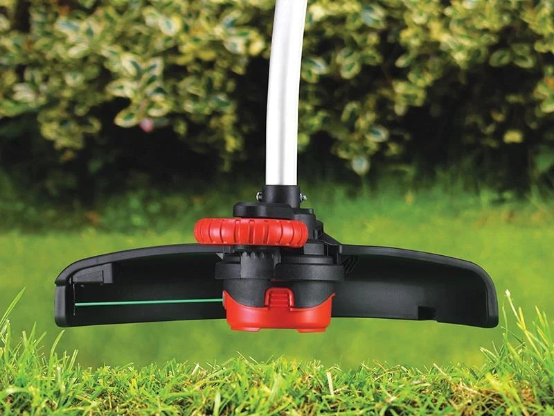 Garden Grass Trimmer 35cm Strimmer Black and Decker GL9035 240v - Image 4 of 4