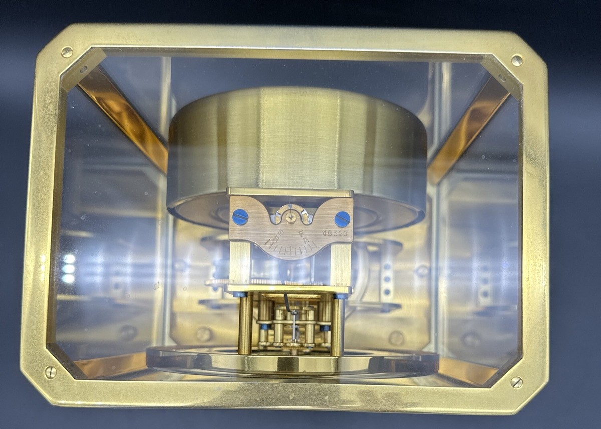 Jaeger-LeCoultre Atmos Herit. Squar Mod. 519 Perpetual Motion