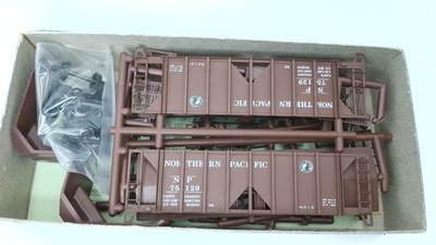 HO E&B Valley ACF 70 Ton Covered Hopper Kit Northern Pacific 75129 Unbuilt 5024