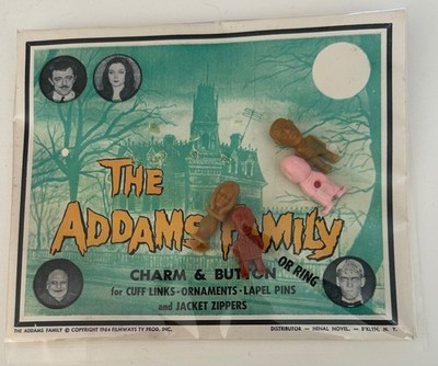 RARE 1964 ADDAMS FAMILY CHARM CUFF LINKS ORNAMENTS MOC HENAL NOVEL..