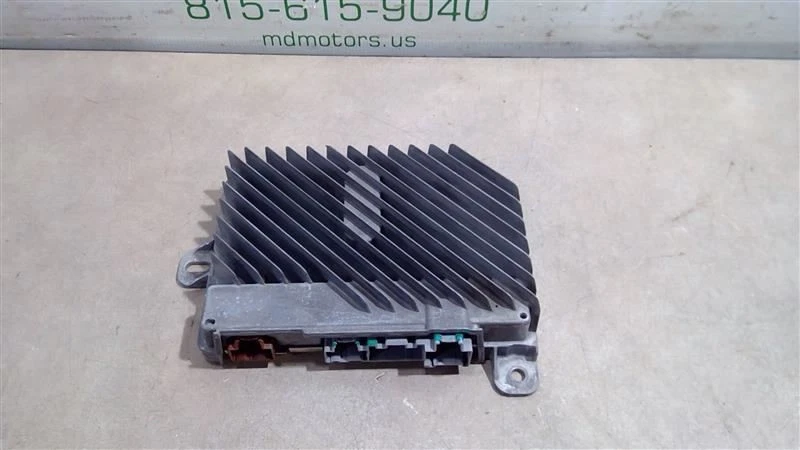 2013-2019 BUICK ENCORE, RIGHT REAR RADIO AMPLIFIER 42649152 - Image 3 of 4
