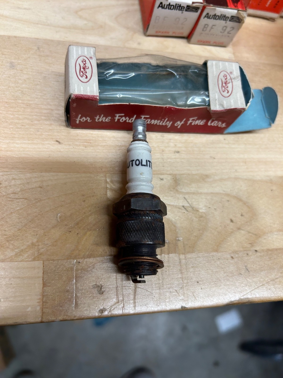 1938-53 Ford Autolite AL 7  Spark Plug flathead   7RA-12405-A