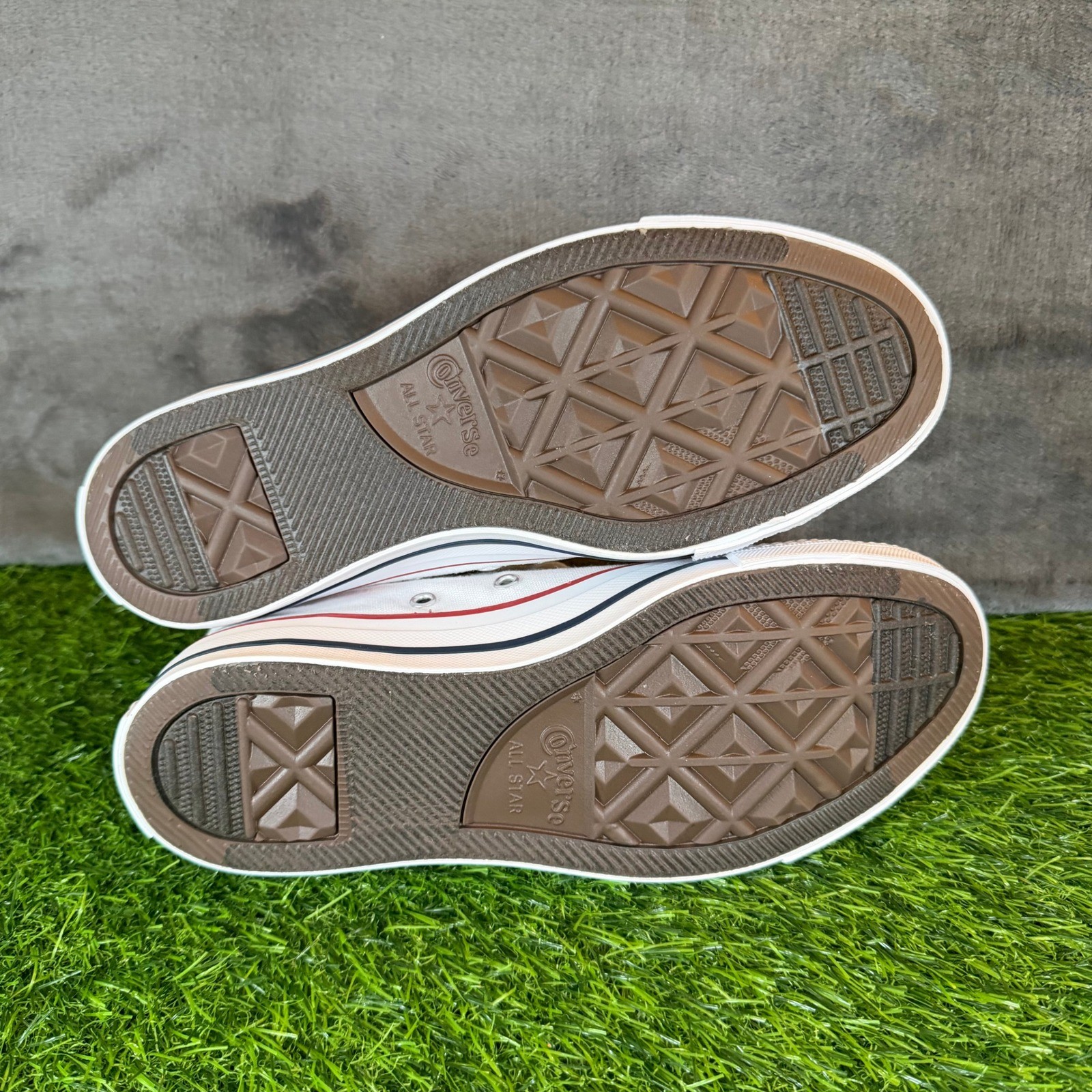 Converse Chuck Taylor All Star Hi Optical White Canvas Sneakers M7650 Womens 7 thumbnail 8