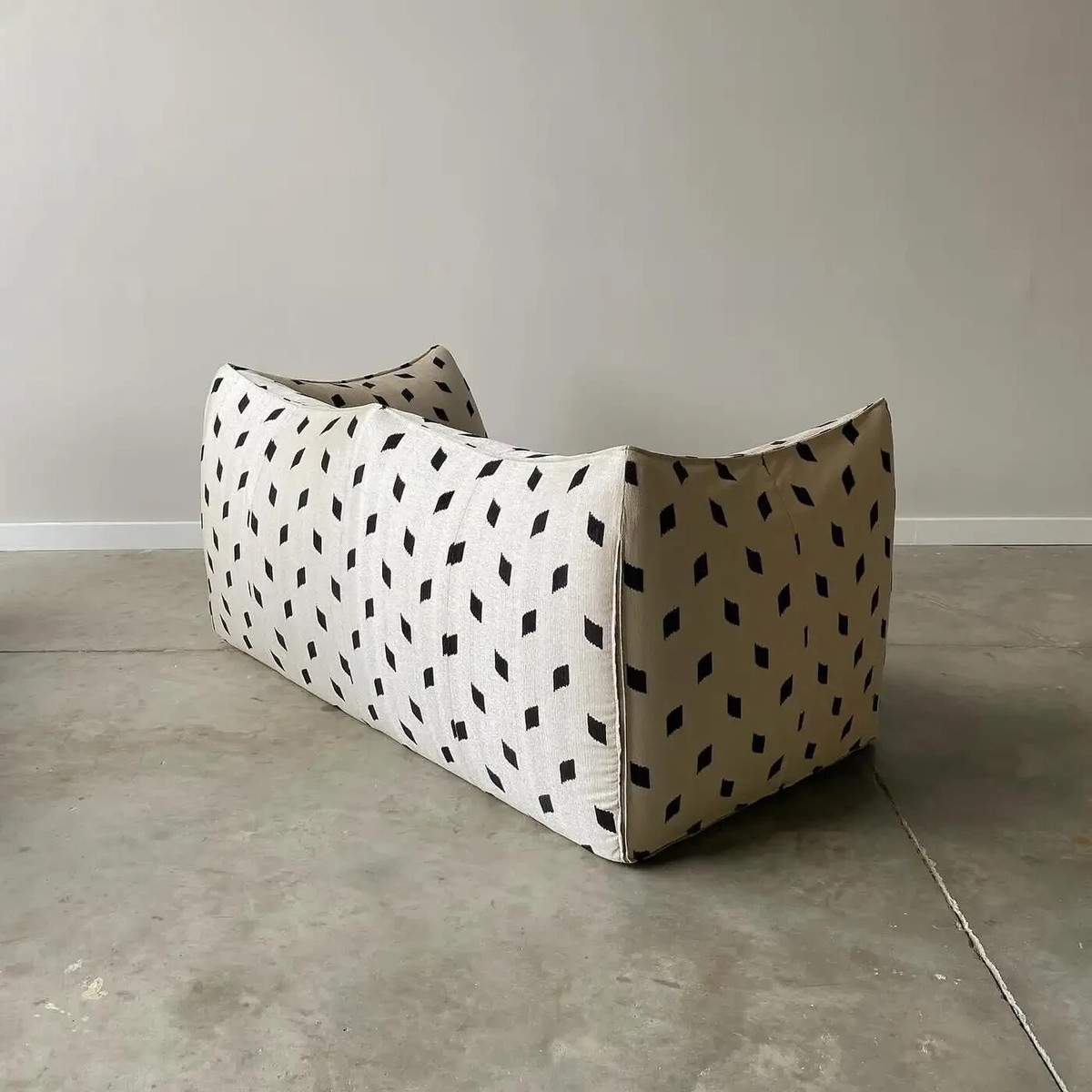 1970s Mario Bellini Le Bambole Two-Seat Sofas, a Pair From 1970s Mario Bellini Le Bambole Two-Seat Sofas, a Pair From