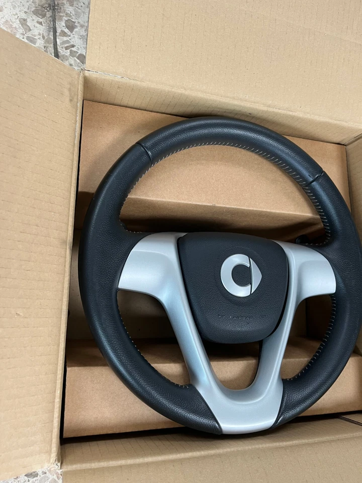 smart 451 for two Lenkrad Airbaglenkrad F 1 Schaltung Schaltwippen  A4514600418 - Bild 3 von 4