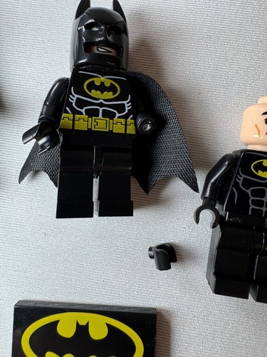 Lego DC Batman Superman Minifigures Lot Of 5 Plus Extras Superhero Movies Comics - Picture 3 of 7
