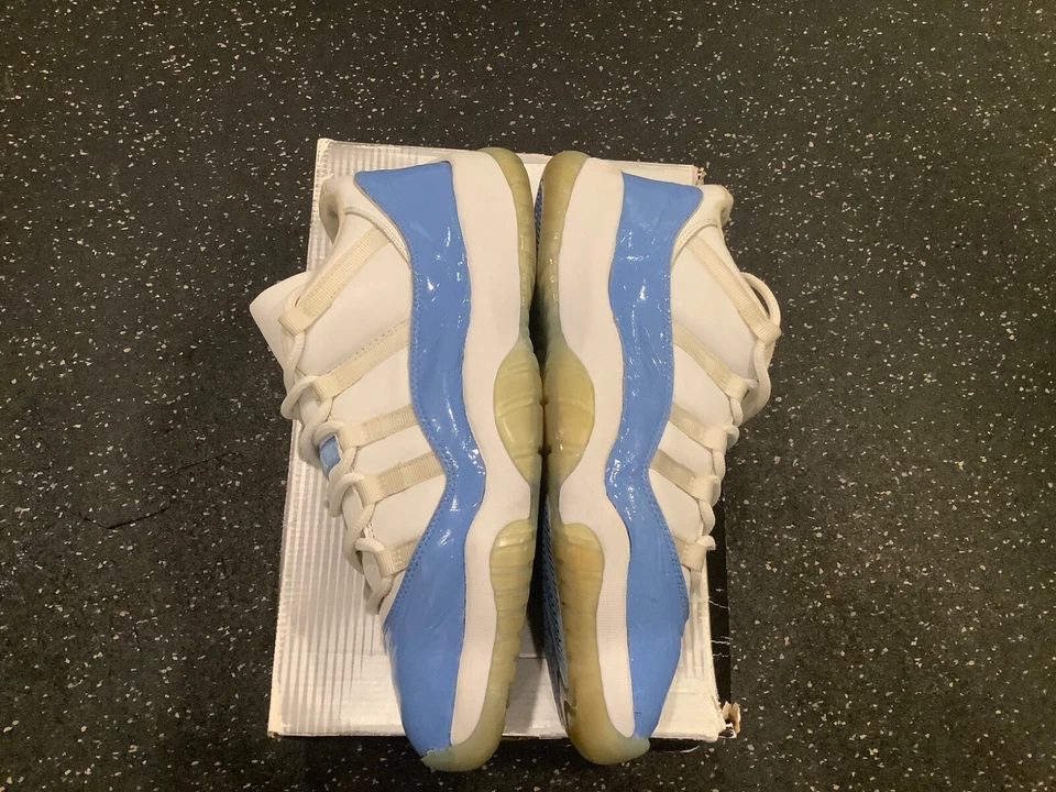Talla 12 - Air Jordan 11 Retro 2001 Low Columbia Foto 3 de 4