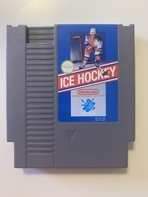 Carro Nintendo NES Ice Hockey (1988)